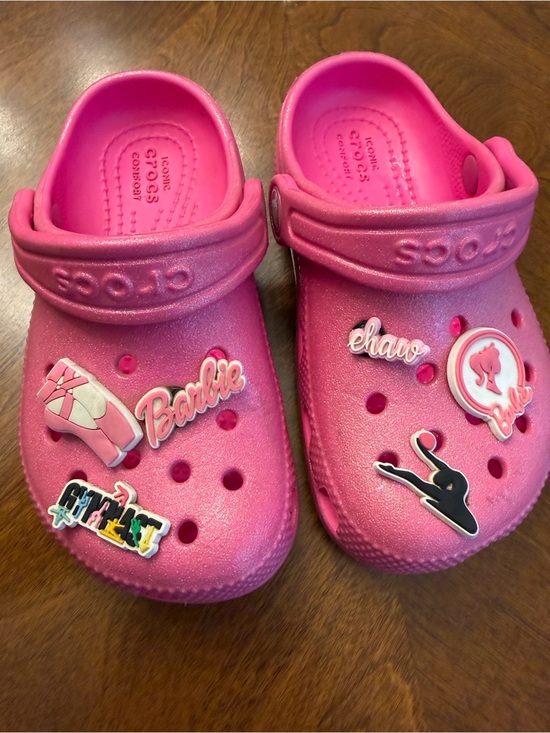 CROCS Other - CROCS Kids' Pink Clog Sandals with Decorative Charms